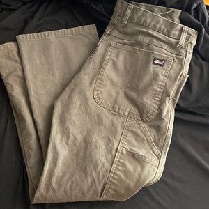Lightly used 32 by 30 Cargo Dickies